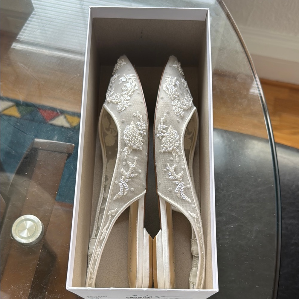 Betsey Johnson Cream Embroidered Flats